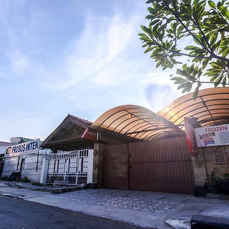 Oyo1082科斯特阿里1号酒店 雅加达 外观 照片
